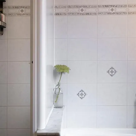 Bed & Breakfast 13 Open House Palermo